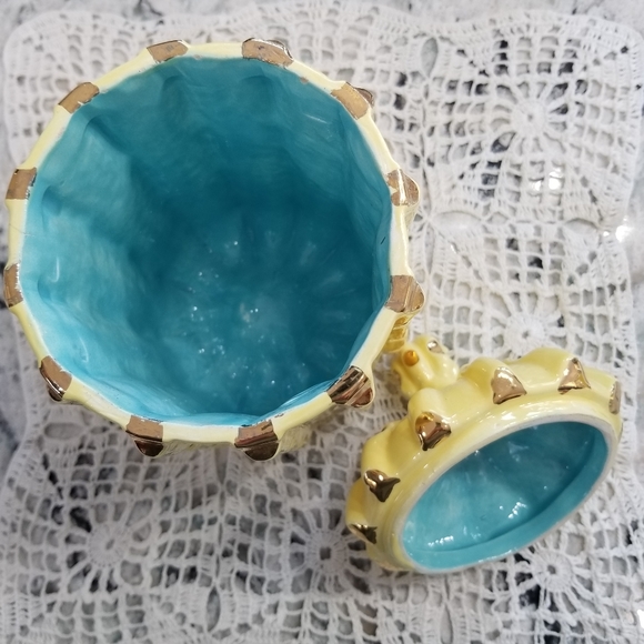 Vintage Candy Dish w/Lid - Picture 10 of 10